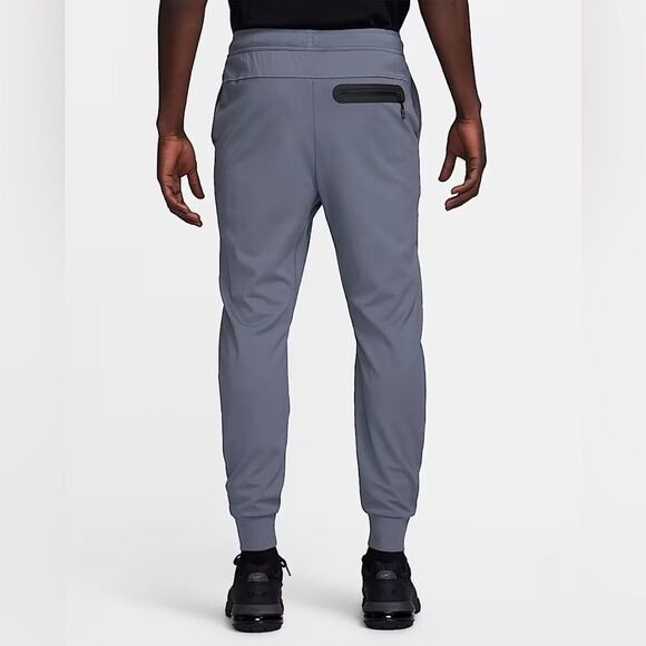 Nike Tech Fleece Lightweight Joggers Pants Carbon - Picture 2 of 9